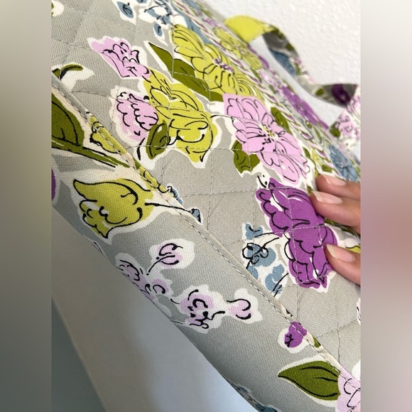 Vera Bradley quilted zip up make up cosmetic bag with handles - Picture 11 of 12